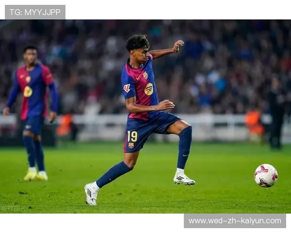 巴萨边路反复渗透在比赛中取得优势